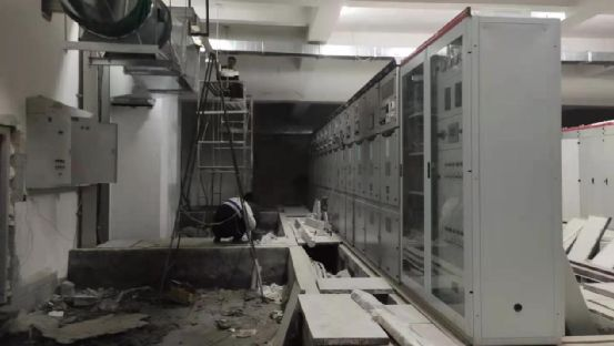 “冲在前沿的战士”